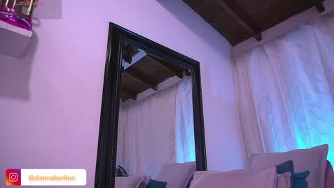 Danna Berlin  online show from 09/08/25, 07:24