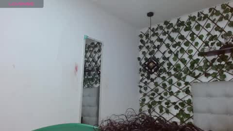 Snapshot of dannaberlin_0 chatting on 01/11/25, 12:18 dannaberlin_0 online show from 01/11/25, 12:18