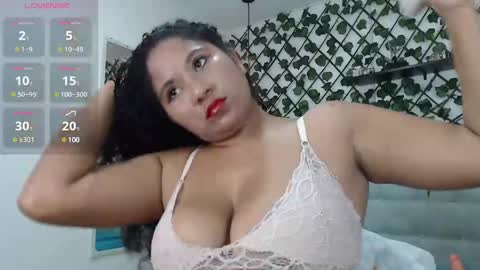 Snapshot of dannaberlin_0 chatting on 02/24/25, 12:37 dannaberlin_0 online show from 02/24/25, 12:37