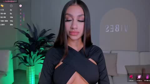 Snapshot of dannacruz_ chatting on 03/02/25, 01:38 Danna Cruz online show from 03/02/25, 01:38