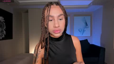 Snapshot of dannacruz_ chatting on 10/12/25, 10:25 Danna Cruz online show from 10/12/25, 10:25