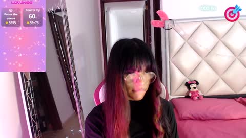 Snapshot of dannadoll69 chatting on 01/27/25, 12:05 Dannamunoz130 online show from 01/27/25, 12:05