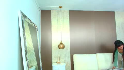 Snapshot of dannadoll69 chatting on 10/25/25, 12:02 Dannamunoz130 online show from 10/25/25, 12:02