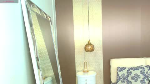 Snapshot of dannadoll69 chatting on 10/26/25, 12:22 Dannamunoz130 online show from 10/26/25, 12:22