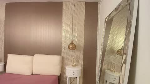 Snapshot of dannadoll69 chatting on 12/14/25, 12:54 Dannamunoz130 online show from 12/14/25, 12:54