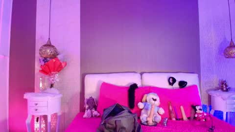 Snapshot of dannadoll69 chatting on 05/28/26, 12:46 Dannamunoz130 online show from 05/28/26, 12:46