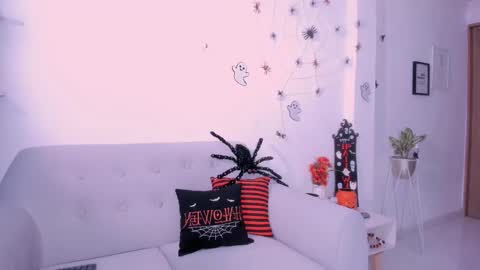 Insta DannaBlueX  online show from 10/16/25, 04:30