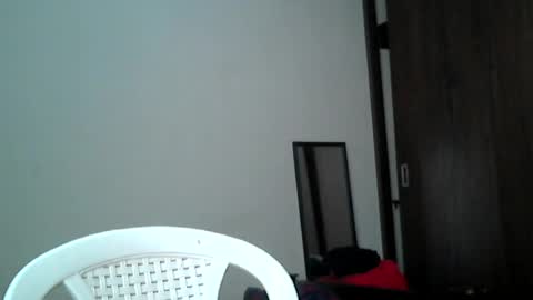 Snapshot of dannali22 chatting on 08/03/26, 06:33 Dannali22 online show from 08/03/26, 06:33