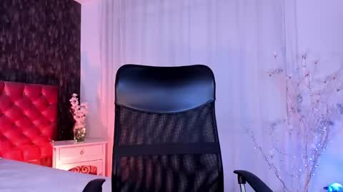 Danna online show from 01/10/25, 03:16