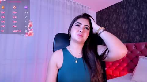 Danna online show from 02/12/25, 02:32