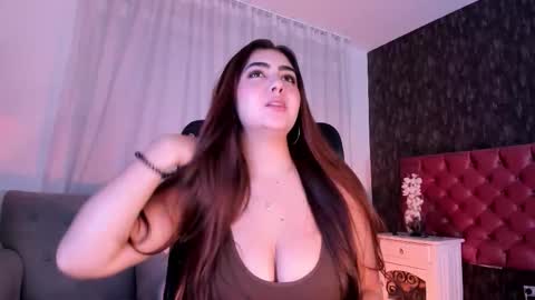 Danna online show from 09/24/25, 02:20