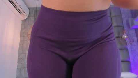 Danna online show from 11/25/25, 12:27