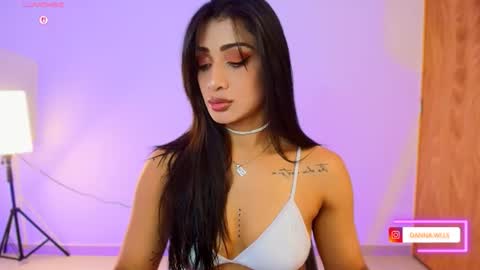 Danna Wells online show from 06/23/26, 01:03