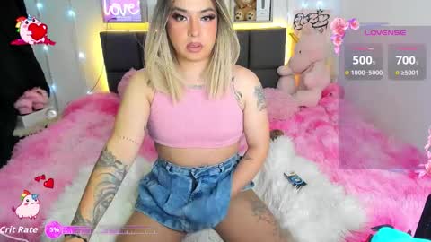 dannia_13 online show from 12/04/25, 12:42