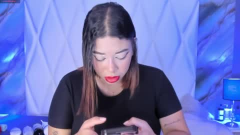 Snapshot of danniamonroee chatting on 05/21/26, 12:01 Danna Monroe online show from 05/21/26, 12:01