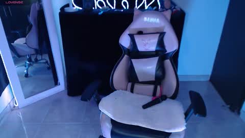 danna online show from 03/21/26, 04:39