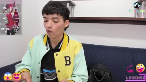 Snapshot of danniels_sweet chatting on 12/18/24, 12:07 danniels_sweet online show from 12/18/24, 12:07