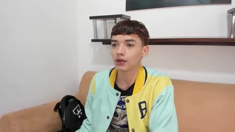 Snapshot of danniels_sweet chatting on 12/31/24, 02:14 danniels_sweet online show from 12/31/24, 02:14