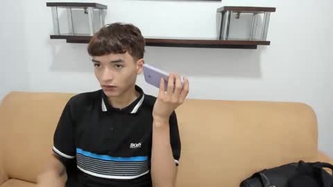 Snapshot of danniels_sweet chatting on 01/03/25, 12:52 danniels_sweet online show from 01/03/25, 12:52