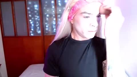 Snapshot of dannihotboy02 chatting on 02/21/26, 07:15 danni online show from 02/21/26, 07:15