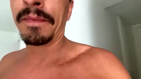 Snapshot of dannnnyyy89 chatting on 09/20/25, 06:25 Dany online show from 09/20/25, 06:25