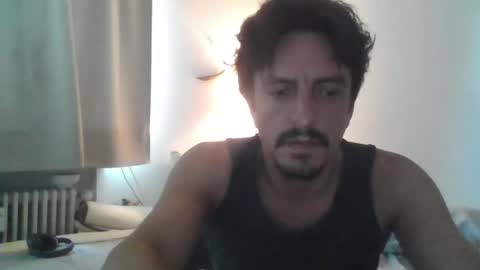 Snapshot of dannnnyyy89 chatting on 06/17/26, 02:40 Dany online show from 06/17/26, 02:40