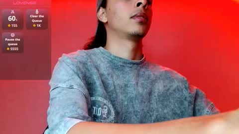 Snapshot of dannwinner chatting on 12/14/25, 02:17 Danny online show from 12/14/25, 02:17