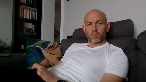 Snapshot of danny81boy chatting on 06/10/26, 08:46 danny81boy online show from 06/10/26, 08:46