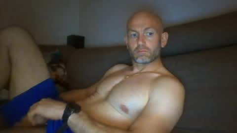 Snapshot of danny81boy chatting on 06/27/26, 08:47 danny81boy online show from 06/27/26, 08:47