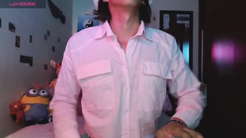 Snapshot of danny__phantom chatting on 12/20/24, 11:05 phantom555 online show from 12/20/24, 11:05