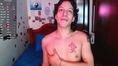 Snapshot of danny__phantom chatting on 10/10/25, 07:02 phantom555 online show from 10/10/25, 07:02