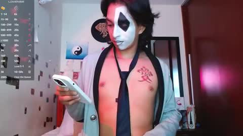 Snapshot of danny__phantom chatting on 10/31/25, 07:59 phantom555 online show from 10/31/25, 07:59