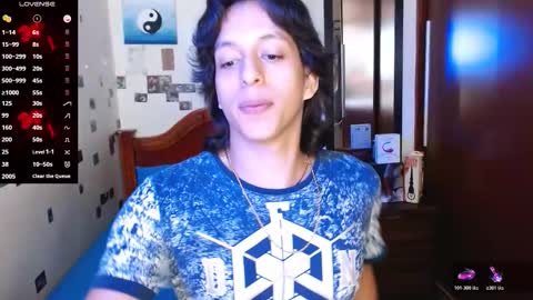 Snapshot of danny__phantom chatting on 11/13/25, 08:08 phantom555 online show from 11/13/25, 08:08