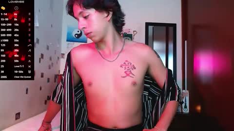 Snapshot of danny__phantom chatting on 12/02/25, 06:58 phantom555 online show from 12/02/25, 06:58