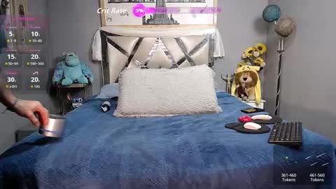 Snapshot of danny_hot_fun chatting on 12/15/25, 04:50 Danny and Alex online show from 12/15/25, 04:50