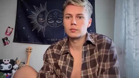 danny online show from 09/24/25, 09:12