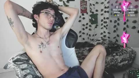 danny_phantom_09 online show from 10/14/25, 03:40