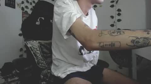 danny_phantom_09 online show from 01/12/26, 05:23