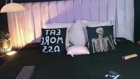 Dannyaa online show from 10/02/25, 12:23