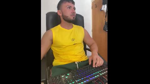 Snapshot of dannyboy_x_ chatting on 10/07/25, 09:39 dannyboy_x_ online show from 10/07/25, 09:39
