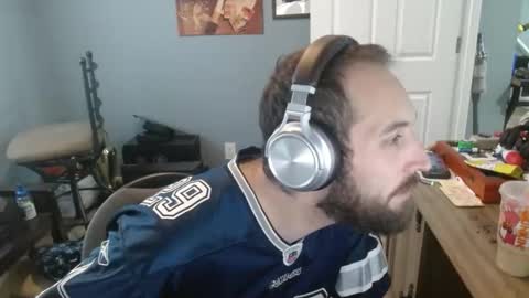 Snapshot of dannyboyx69 chatting on 11/16/25, 06:24 dannyboyx69 online show from 11/16/25, 06:24