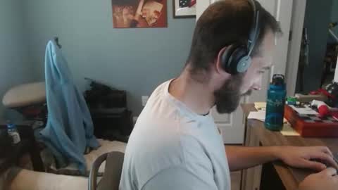 Snapshot of dannyboyx69 chatting on 11/17/25, 02:56 dannyboyx69 online show from 11/17/25, 02:56