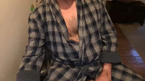 Snapshot of dannybuoy2 chatting on 12/21/24, 08:28 dannybuoy2 online show from 12/21/24, 08:28