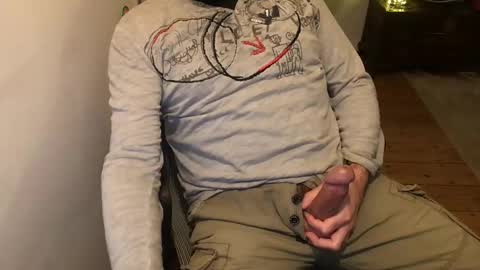 Snapshot of dannybuoy2 chatting on 12/29/24, 12:09 dannybuoy2 online show from 12/29/24, 12:09