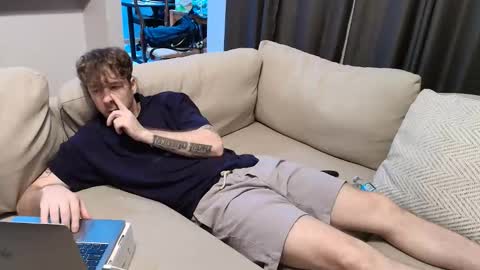 Snapshot of dannythreeyway chatting on 11/22/25, 06:01 DannyThreeWay online show from 11/22/25, 06:01