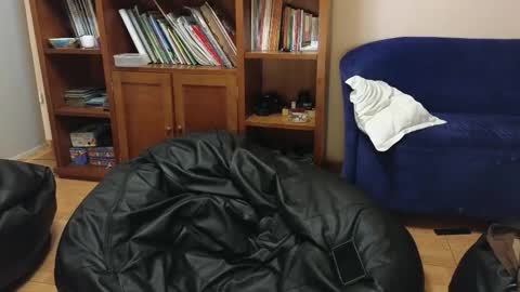 Dan online show from 10/02/25, 01:45