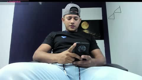 Snapshot of dante_bigboss chatting on 01/30/25, 10:40 Dante online show from 01/30/25, 10:40