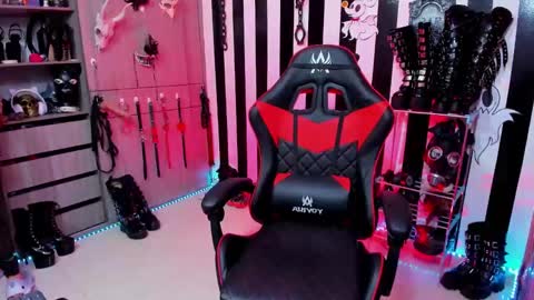 Dante online show from 02/11/25, 02:35