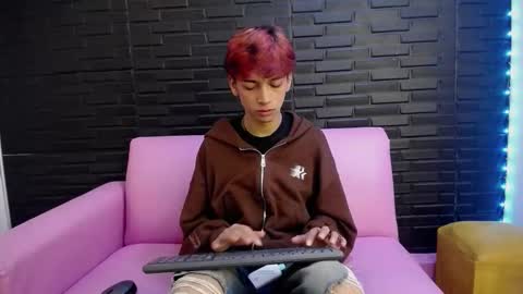 Snapshot of dante_luxx_ chatting on 03/02/26, 02:57 Dante online show from 03/02/26, 02:57