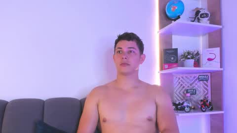 Snapshot of dante_seductor chatting on 02/05/26, 09:41 Dante online show from 02/05/26, 09:41